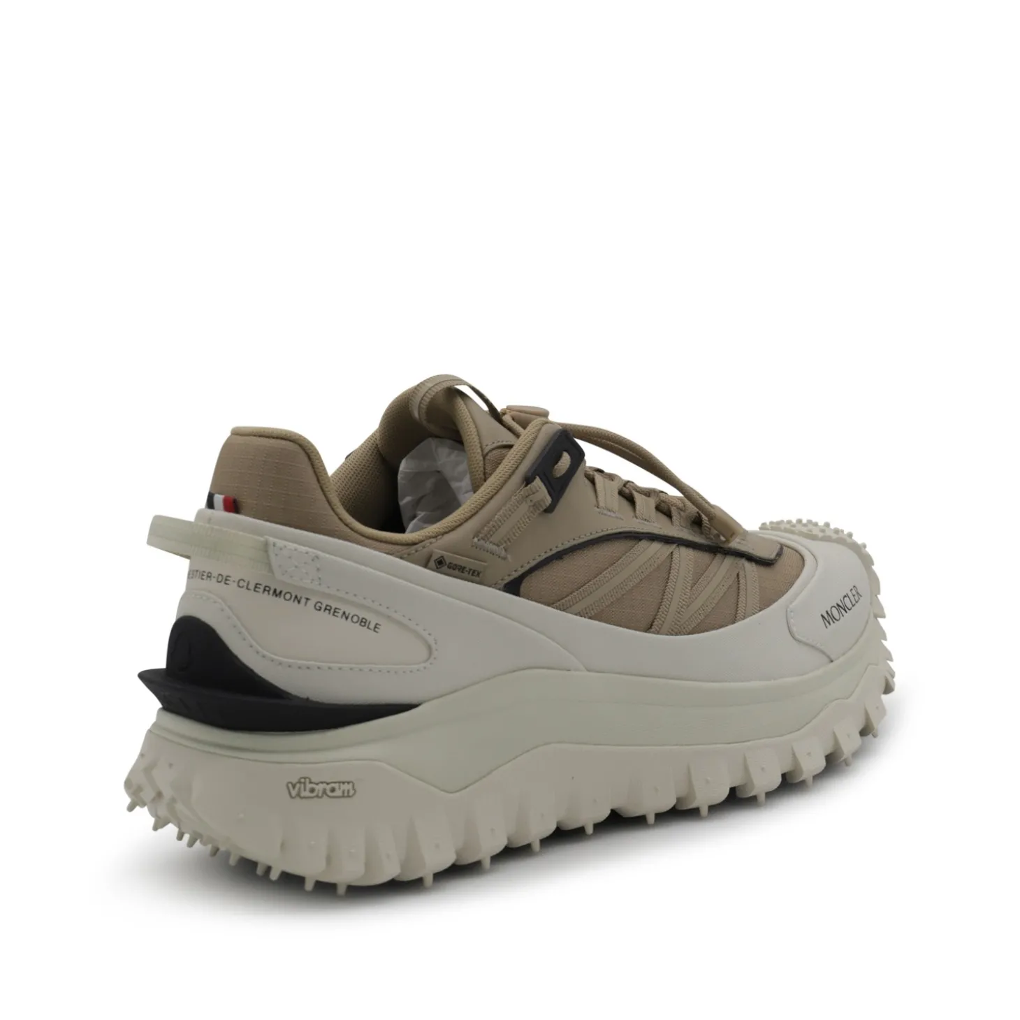 beige_and_white_trailgrip_2.webp BEIGE AND WHITE TRAILGRIP GTX SNEAKERS