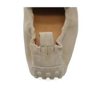 BEIGE LOAFERS