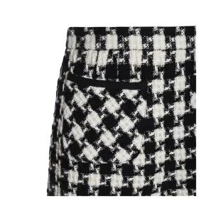 BLACK AND WHITE SHORTS