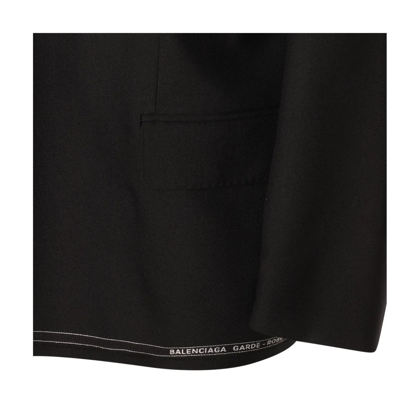 black_blazer_2.webp BLACK BLAZER
