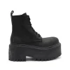 BLACK BOOTS