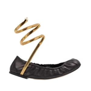 BLACK FLATS