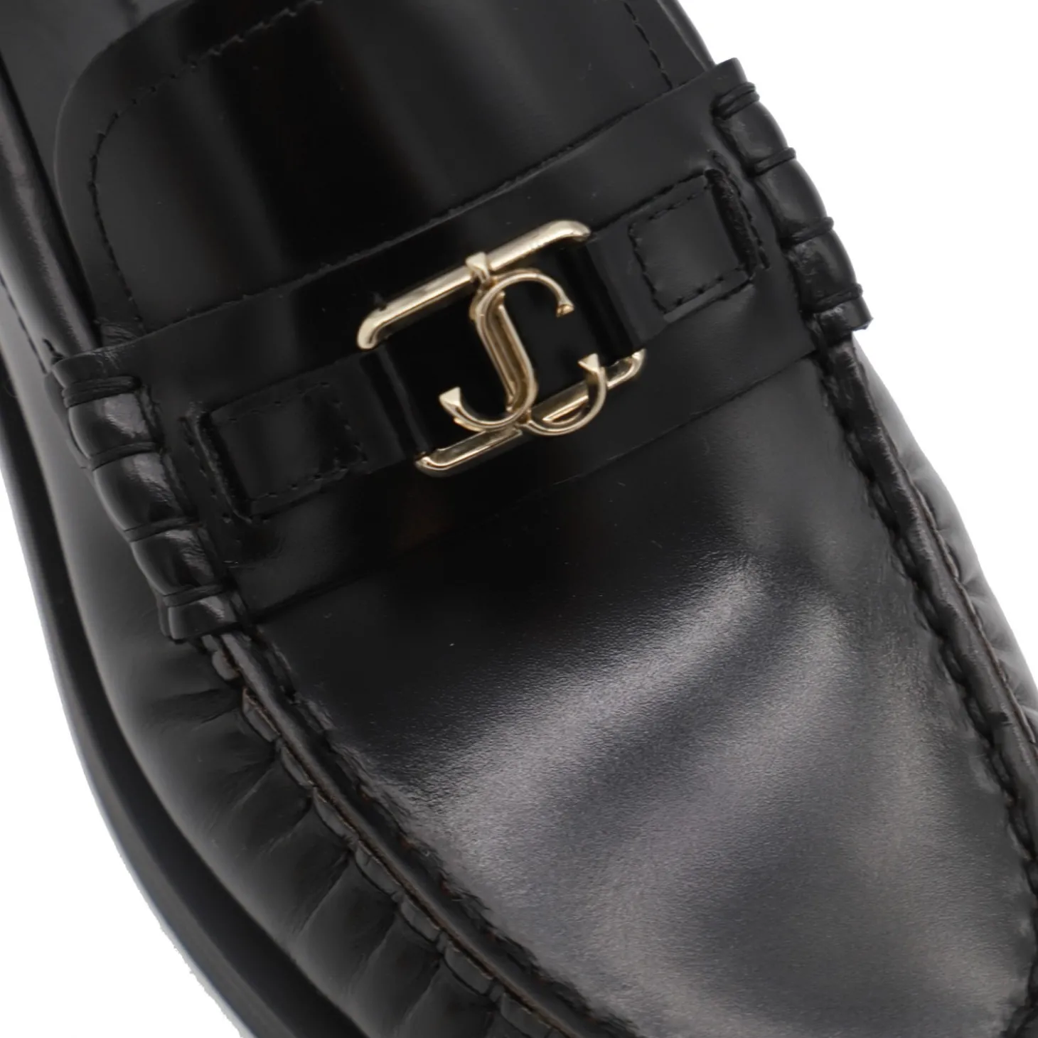 black_flats_3-6.webp BLACK FLATS