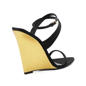 BLACK GIQUA 110 SANDALS