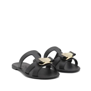 BLACK LEATHER FLATS