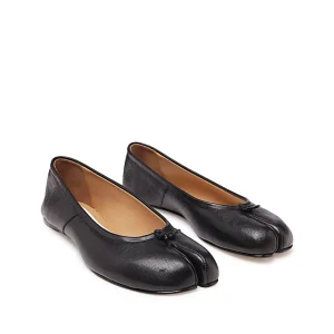BLACK LEATHER FLATS