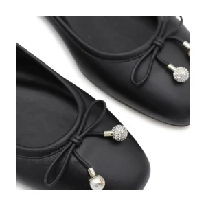 BLACK LEATHER FLATS