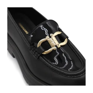 BLACK LEATHER LOAFERS