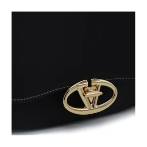 BLACK LEATHER OVHAL SHOULDER BAG