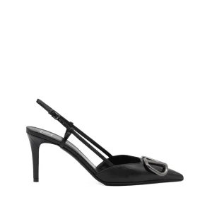 BLACK LEATHER PUMPS