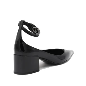 BLACK LEATHER PUMPS