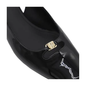BLACK LEATHER PUMPS