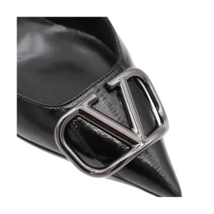 BLACK LEATHER PUMPS