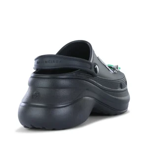 BLACK LEATHER SANDALS