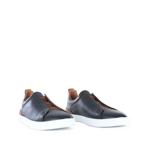 BLACK LEATHER SNEAKERS