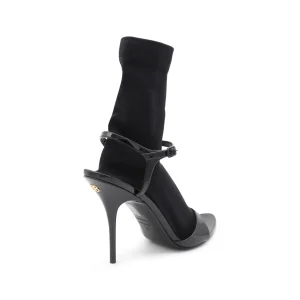 BLACK SANDALS
