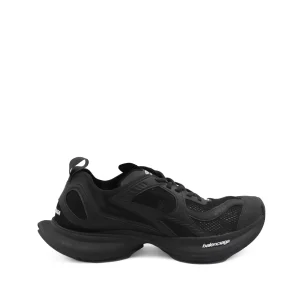 BLACK SNEAKERS