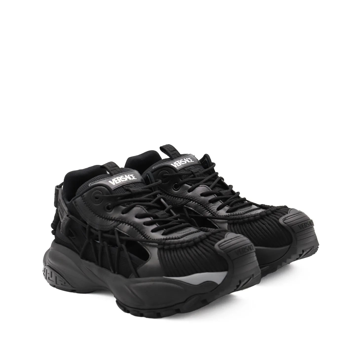 black_sneakers_1-5.webp BLACK SNEAKERS