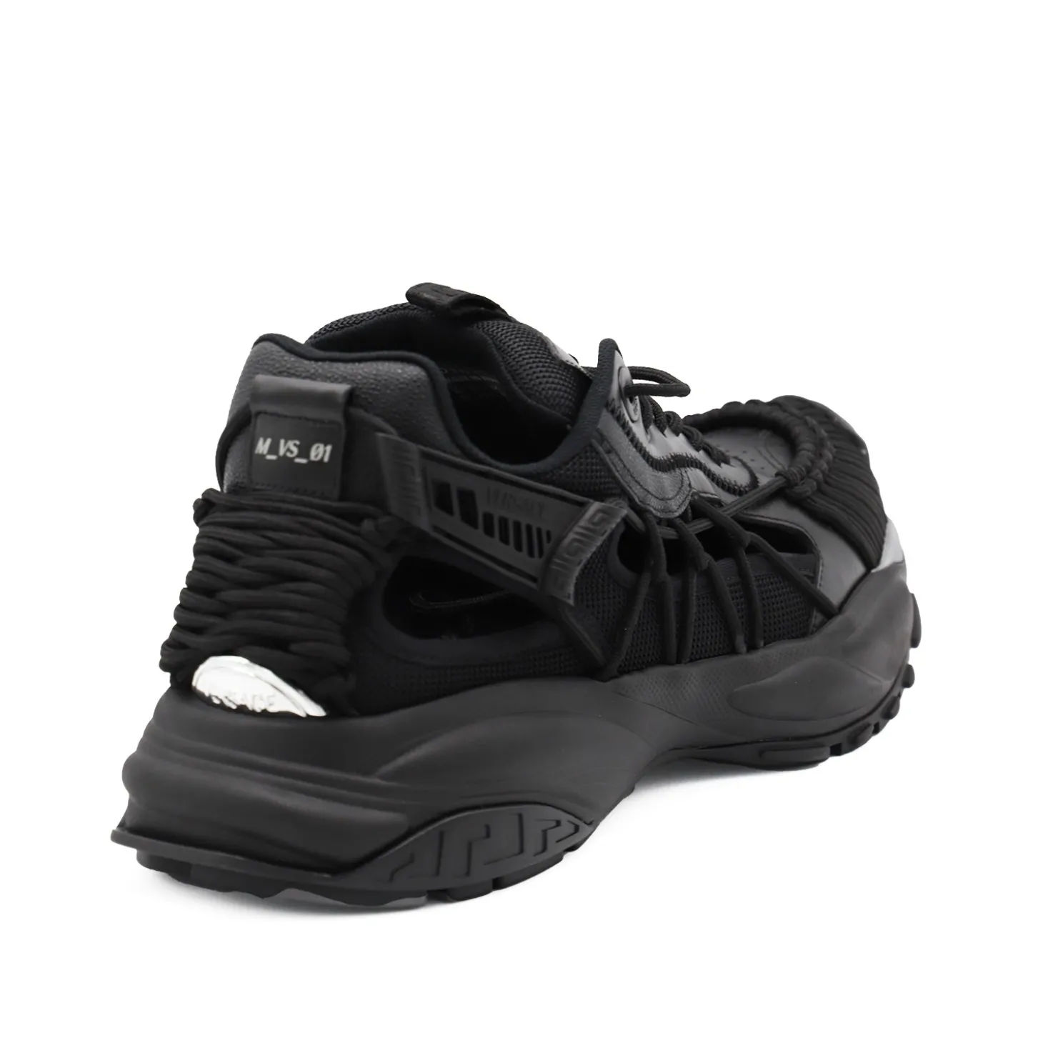 black_sneakers_2-5.webp BLACK SNEAKERS