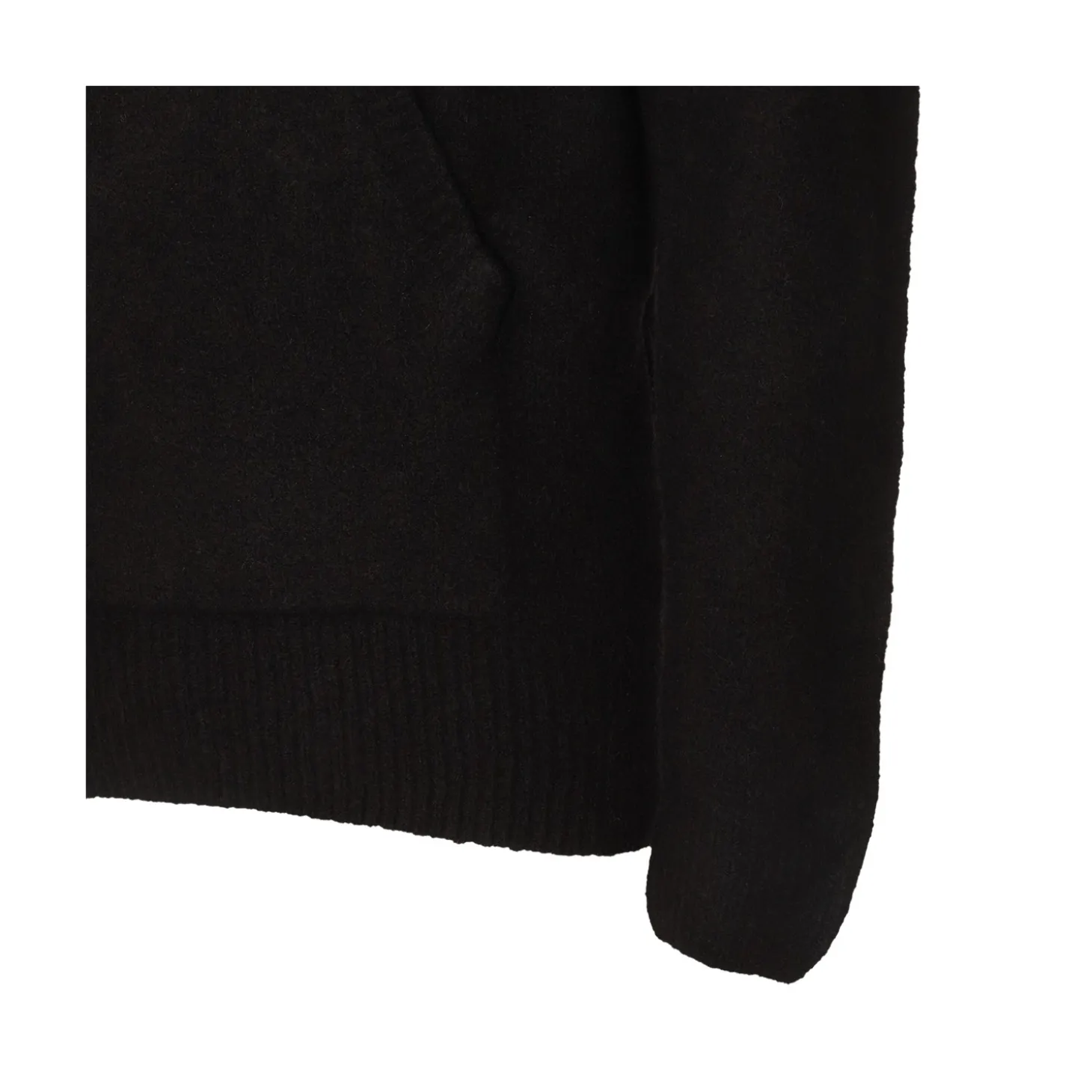 black_wool_knitwear_2-9.webp BLACK WOOL KNITWEAR