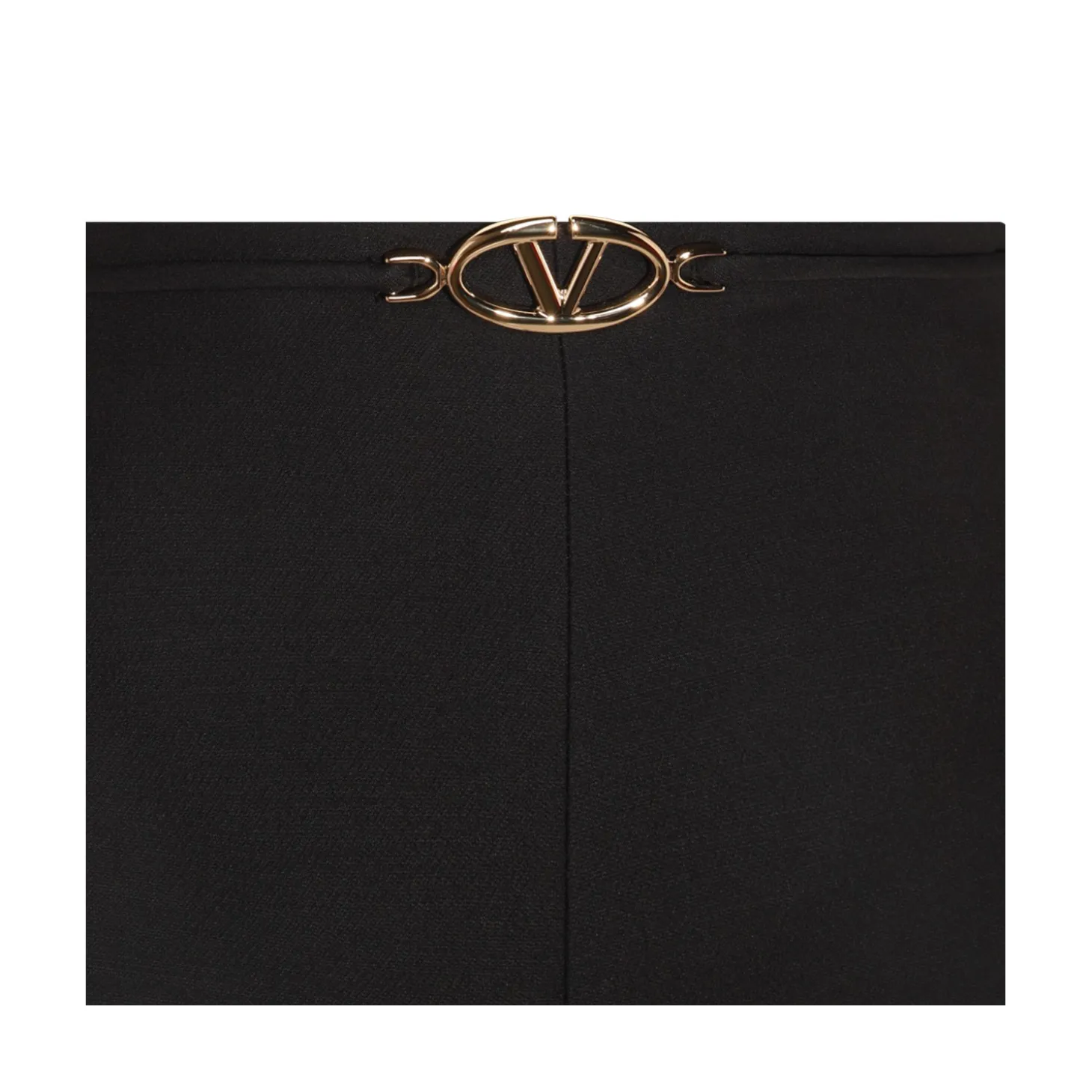 black_wool_shorts_2.webp BLACK WOOL SHORTS