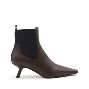 BROWN LEATHER BOOTS