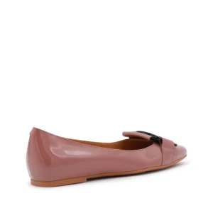 DARK PINK FLATS