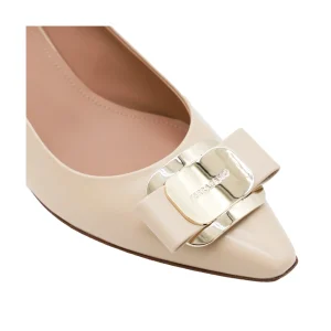 NUDE PUMPS