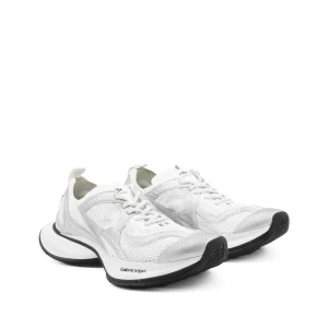 WHITE SNEAKERS