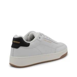 WHITE SNEAKERS