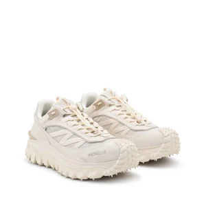 WHITE TRAILGRIP SNEAKERS
